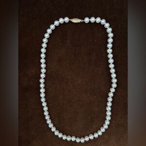 Classic pearl necklace - 18” with gold clasp